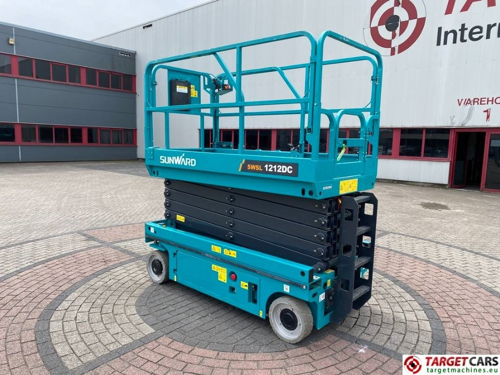 Sunward SWSL1212DC Electric Scissor Work Lift 1200cm - Ножничный подъемник: фото 4 Sunward SWSL1212DC Electric Scissor Work Lift 1200cm - Ножничный подъемник: фото 4