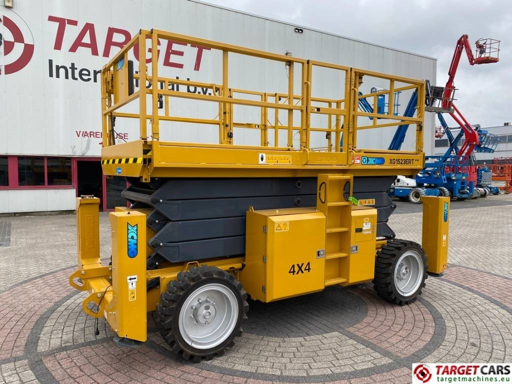 XCMG XG1523ERT Electric 4x4 Scissor Work Lift 1500cm - Ножничный подъемник: фото 1 XCMG XG1523ERT Electric 4x4 Scissor Work Lift 1500cm - Ножничный подъемник: фото 1