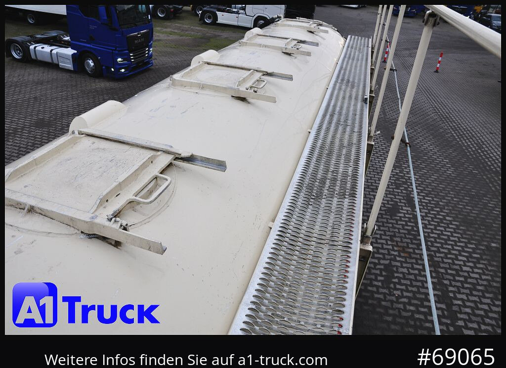 MERCEDES-BENZ Antos 2540, Silo 31m³, Futter Heitling 4 KA - Грузовик-цистерна: фото 4 MERCEDES-BENZ Antos 2540, Silo 31m³, Futter Heitling 4 KA - Грузовик-цистерна: фото 4