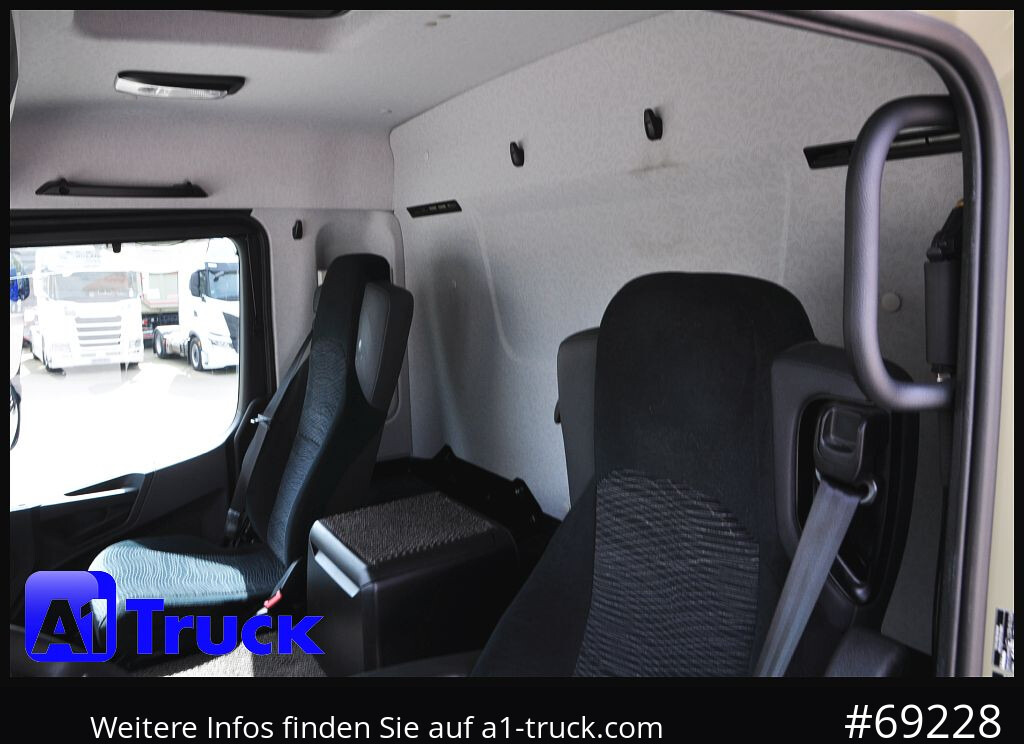 MERCEDES-BENZ Arocs 4151 BB, Allrad 8x8, Navi - Самосвал: фото 4 MERCEDES-BENZ Arocs 4151 BB, Allrad 8x8, Navi - Самосвал: фото 4