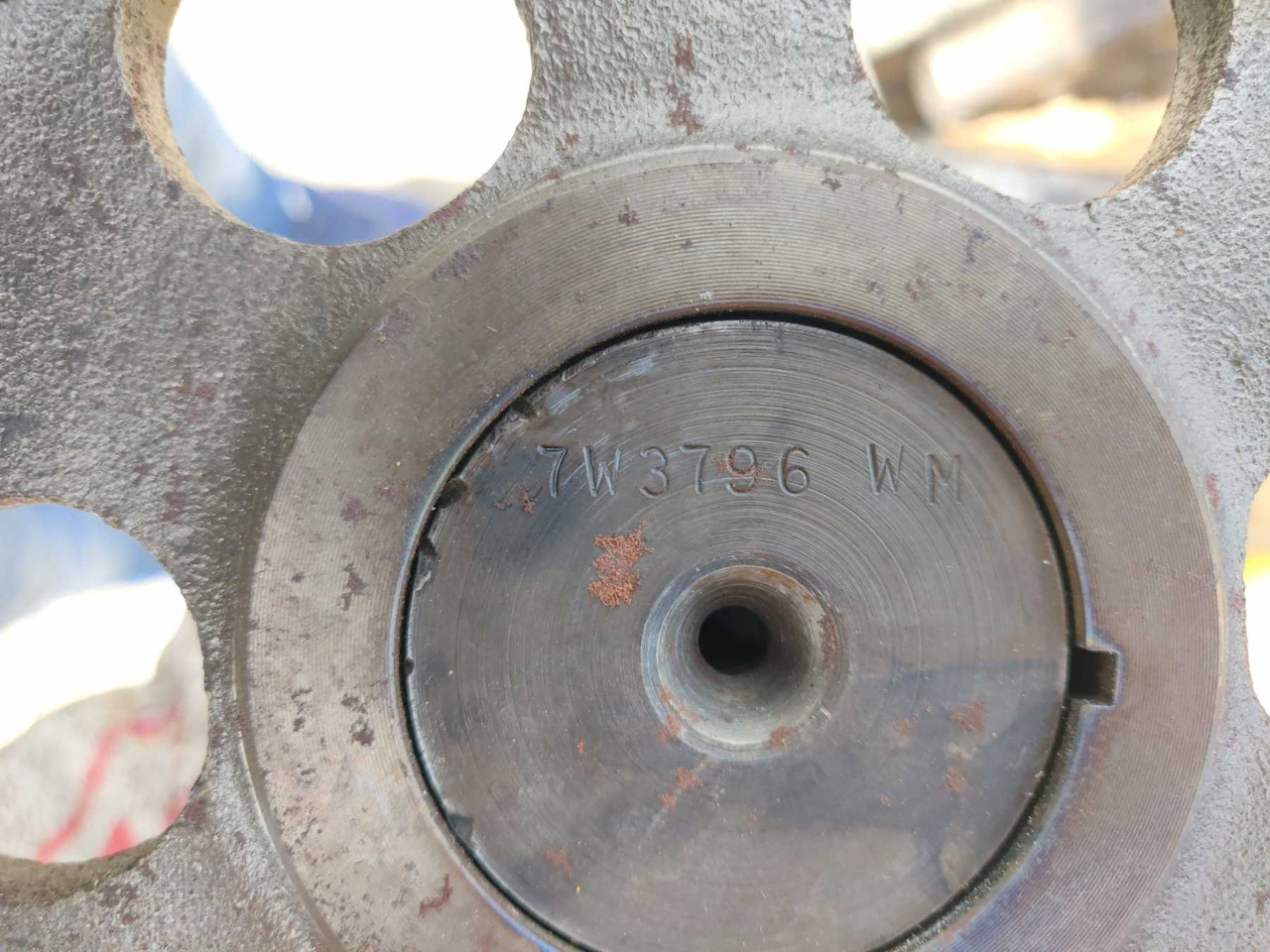 Caterpillar 3406 - Распределительный вал для Строительной техники: фото 3 Caterpillar 3406 - Распределительный вал для Строительной техники: фото 3