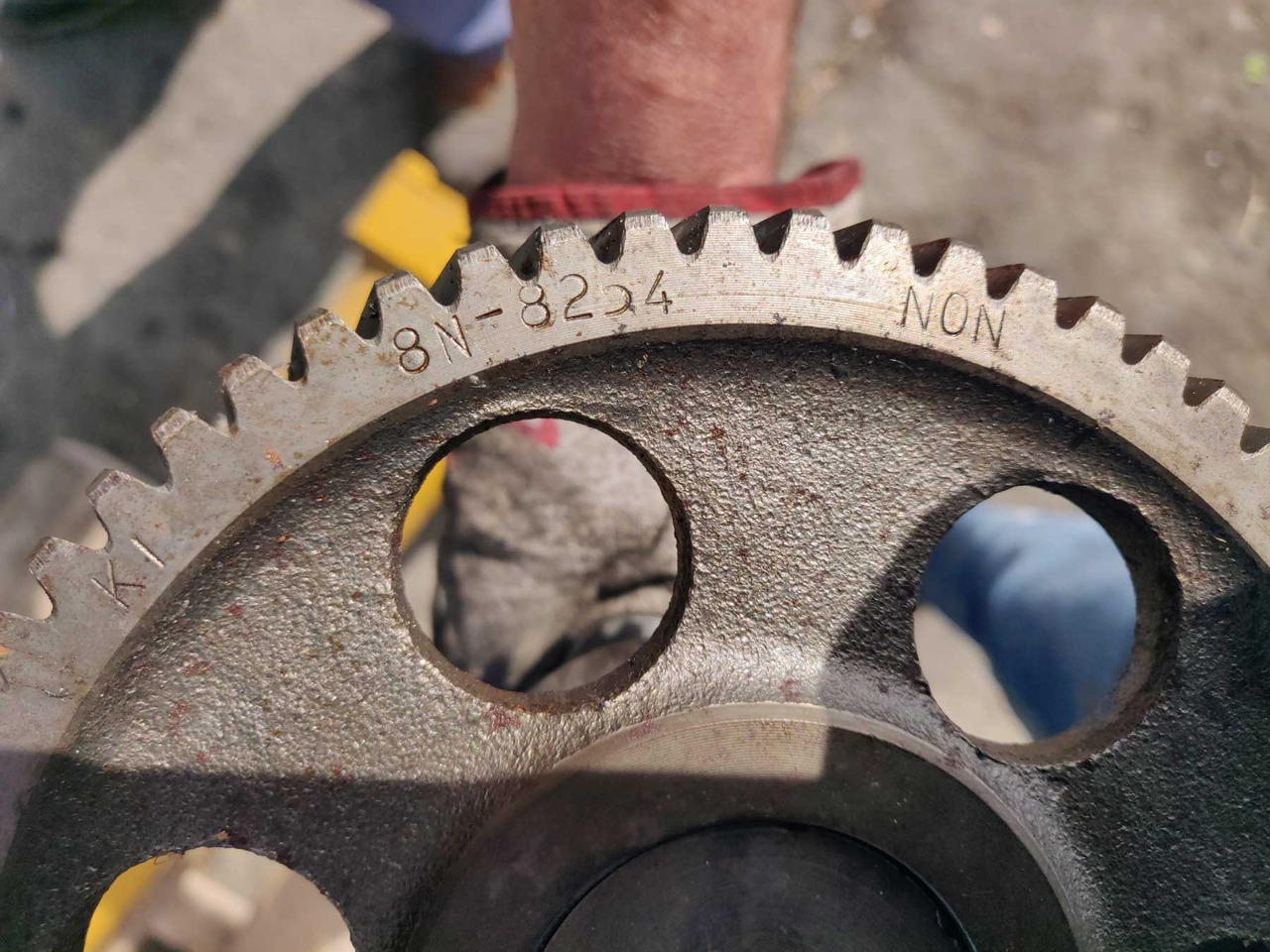 Caterpillar 3406 - Распределительный вал для Строительной техники: фото 2 Caterpillar 3406 - Распределительный вал для Строительной техники: фото 2