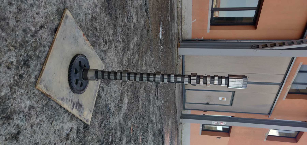 Caterpillar 3408 ALBERO A CAMME CON INGRANAGGI 7N8345 . CONTROLLATO IN RETTIFICA E LUCIDATO - Распределительный вал для Строительной техники: фото 3 Caterpillar 3408 ALBERO A CAMME CON INGRANAGGI 7N8345 . CONTROLLATO IN RETTIFICA E LUCIDATO - Распределительный вал для Строительной техники: фото 3