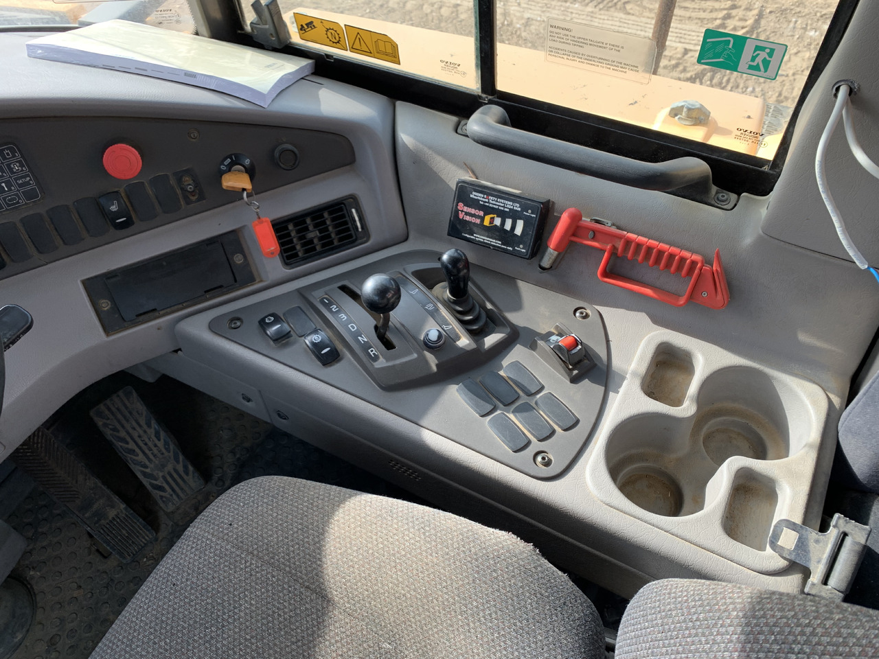 Сочленённый самосвал VOLVO A30F: фото 10