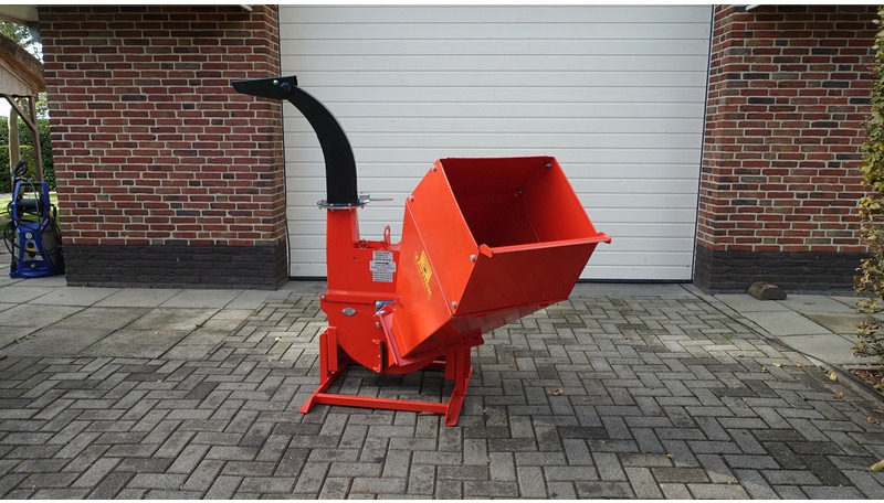 Wood chipper WCX5G Houtversnipperraar Takkenversnipperraar Hakselaar - Измельчитель древесины: фото 1 Wood chipper WCX5G Houtversnipperraar Takkenversnipperraar Hakselaar - Измельчитель древесины: фото 1