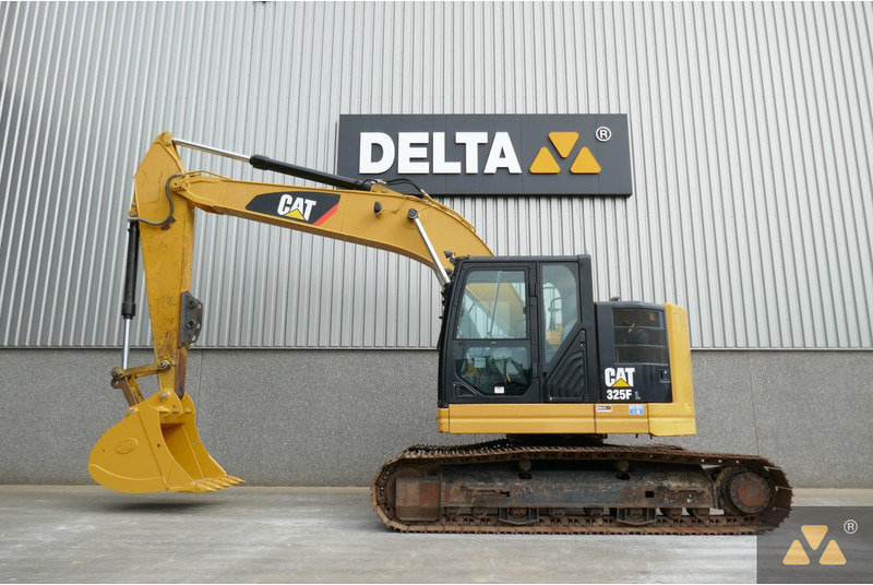 Caterpillar 325F LCR - Гусеничный экскаватор: фото 1 Caterpillar 325F LCR - Гусеничный экскаватор: фото 1