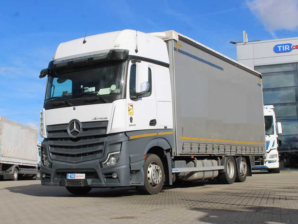 Mercedes-Benz Actros 2542, EURO 6, 6X2, NAVIGATION - Тентованный грузовик: фото 1 Mercedes-Benz Actros 2542, EURO 6, 6X2, NAVIGATION - Тентованный грузовик: фото 1