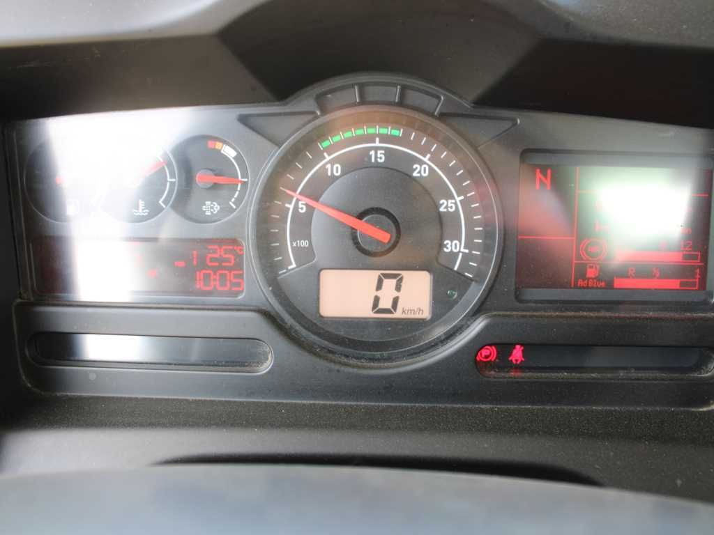 Грузовик с подъемником Renault D16, CRANE HMF 1130K- RC+ PLATFORM, PARKING CAM.: фото 12