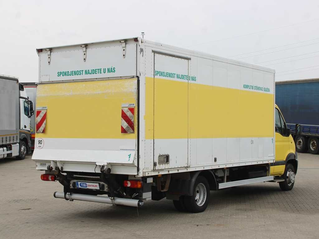 Renault MASCOTT 160.65 P 4X2, EURO 3, TAIL LIFT Renault MASCOTT 160.65 P 4X2, EURO 3, TAIL LIFT - Малотоннажный фургон: фото 3 Renault MASCOTT 160.65 P 4X2, EURO 3, TAIL LIFT Renault MASCOTT 160.65 P 4X2, EURO 3, TAIL LIFT - Малотоннажный фургон: фото 3