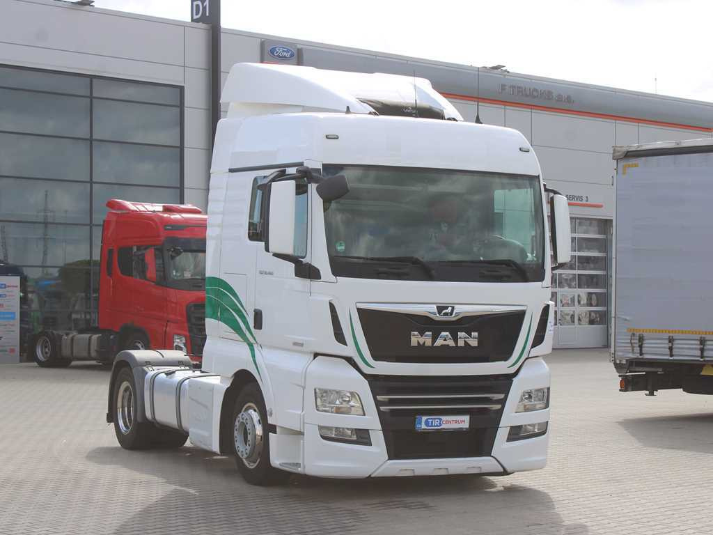 MAN TGX 18.460, LOWDECK, EURO 6, NAVIGATION, INDEPENDENT AIR CONDITIONING - Тягач: фото 3 MAN TGX 18.460, LOWDECK, EURO 6, NAVIGATION, INDEPENDENT AIR CONDITIONING - Тягач: фото 3