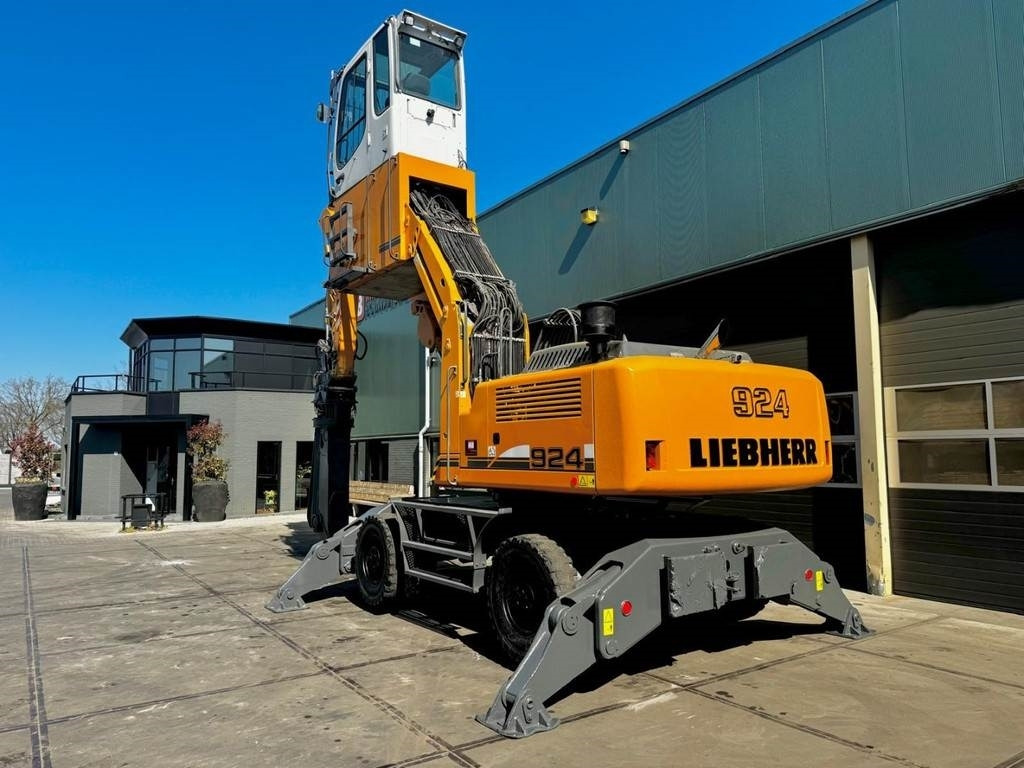 Liebherr A 924 C - Перегружатель: фото 3 Liebherr A 924 C - Перегружатель: фото 3