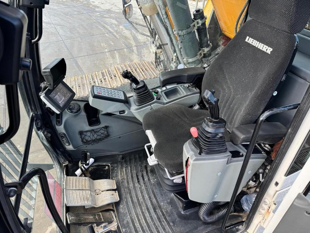 Перегружатель Liebherr LH 40C EW: фото 11 Перегружатель Liebherr LH 40C EW: фото 11