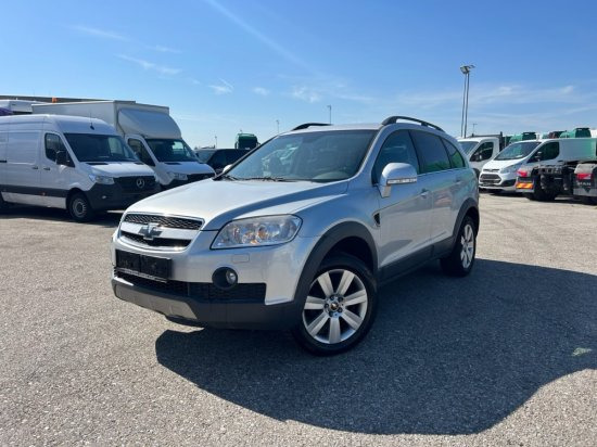 Chevrolet Captiva 3,2 V6 - Внедорожник: фото 1 Chevrolet Captiva 3,2 V6 - Внедорожник: фото 1