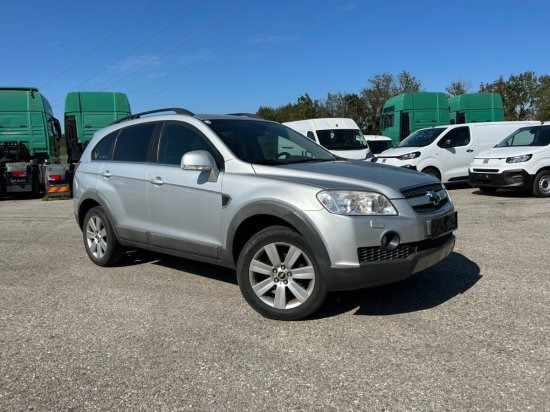 Chevrolet Captiva 3,2 V6 - Внедорожник: фото 3 Chevrolet Captiva 3,2 V6 - Внедорожник: фото 3