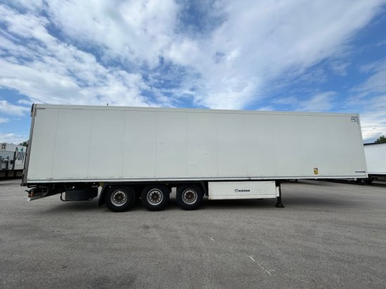 Krone SD Cool Liner, Doppelstock, Liftachse, Carrier Vector 1950 - Изотермический полуприцеп: фото 4 Krone SD Cool Liner, Doppelstock, Liftachse, Carrier Vector 1950 - Изотермический полуприцеп: фото 4