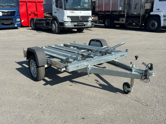 Martz GP 1 R, Motorrad-Transporter, Verzinkt, Meher-Achsen, - Прицеп для мотоцикла: фото 1 Martz GP 1 R, Motorrad-Transporter, Verzinkt, Meher-Achsen, - Прицеп для мотоцикла: фото 1