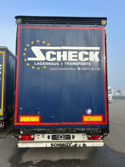 Schmitz SCS 24L, Varios, Edscha-Verdeck - Тентованный полуприцеп: фото 4 Schmitz SCS 24L, Varios, Edscha-Verdeck - Тентованный полуприцеп: фото 4