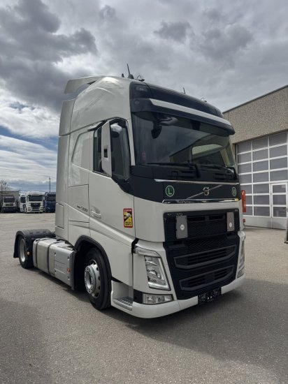 Volvo FH 500 E6, Low Deck , Standklima, 3 Stück - Тягач: фото 1 Volvo FH 500 E6, Low Deck , Standklima, 3 Stück - Тягач: фото 1