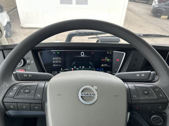 Новый Грузовик бортовой/ Платформа, Автоманипулятор Volvo FH 500 6X2 Euro6, Retarder, Pritsche, Palfinger PK22002-EH: фото 10