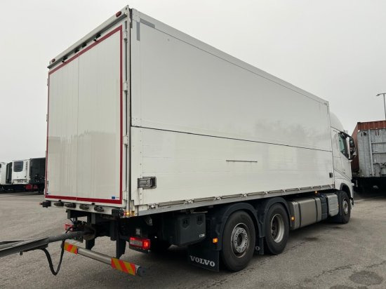 Грузовик для перевозки напитков Volvo FH 500 6x2 Getränkekomplettzug, Orten Getränkeaufbau: фото 10 Грузовик для перевозки напитков Volvo FH 500 6x2 Getränkekomplettzug, Orten Getränkeaufbau: фото 10