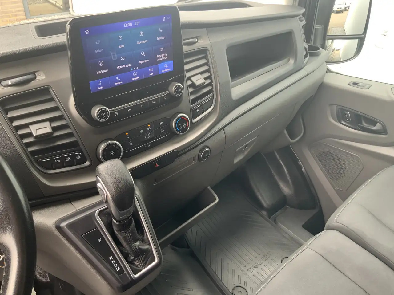 Ford Transit 350 2.0 TDCI L3H2 EXPORT !! Koel vries Automaat Tr - Малотоннажный рефрижератор: фото 4 Ford Transit 350 2.0 TDCI L3H2 EXPORT !! Koel vries Automaat Tr - Малотоннажный рефрижератор: фото 4