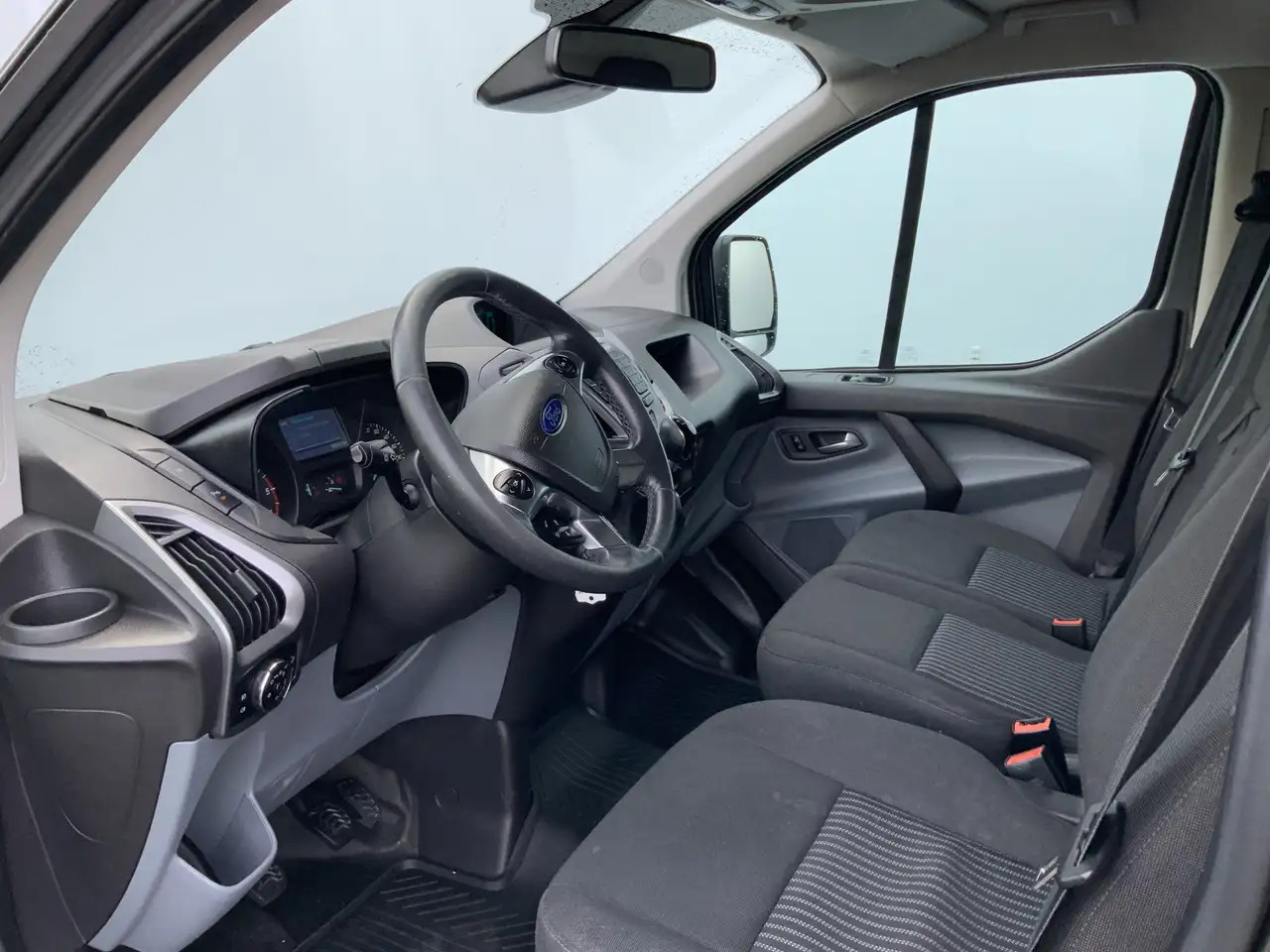 Ford Transit Custom 270 2.2 TDCI L1H1 Trend Airco Camera Cruise Dakdra - Цельнометаллический фургон: фото 5 Ford Transit Custom 270 2.2 TDCI L1H1 Trend Airco Camera Cruise Dakdra - Цельнометаллический фургон: фото 5