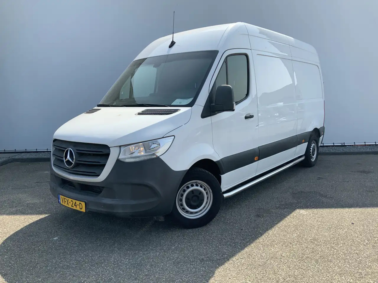 Mercedes-Benz Sprinter 311 2.2 CDI L2H2 Automaat Airco 3 Zits 2000 kg Sid - Цельнометаллический фургон: фото 1 Mercedes-Benz Sprinter 311 2.2 CDI L2H2 Automaat Airco 3 Zits 2000 kg Sid - Цельнометаллический фургон: фото 1