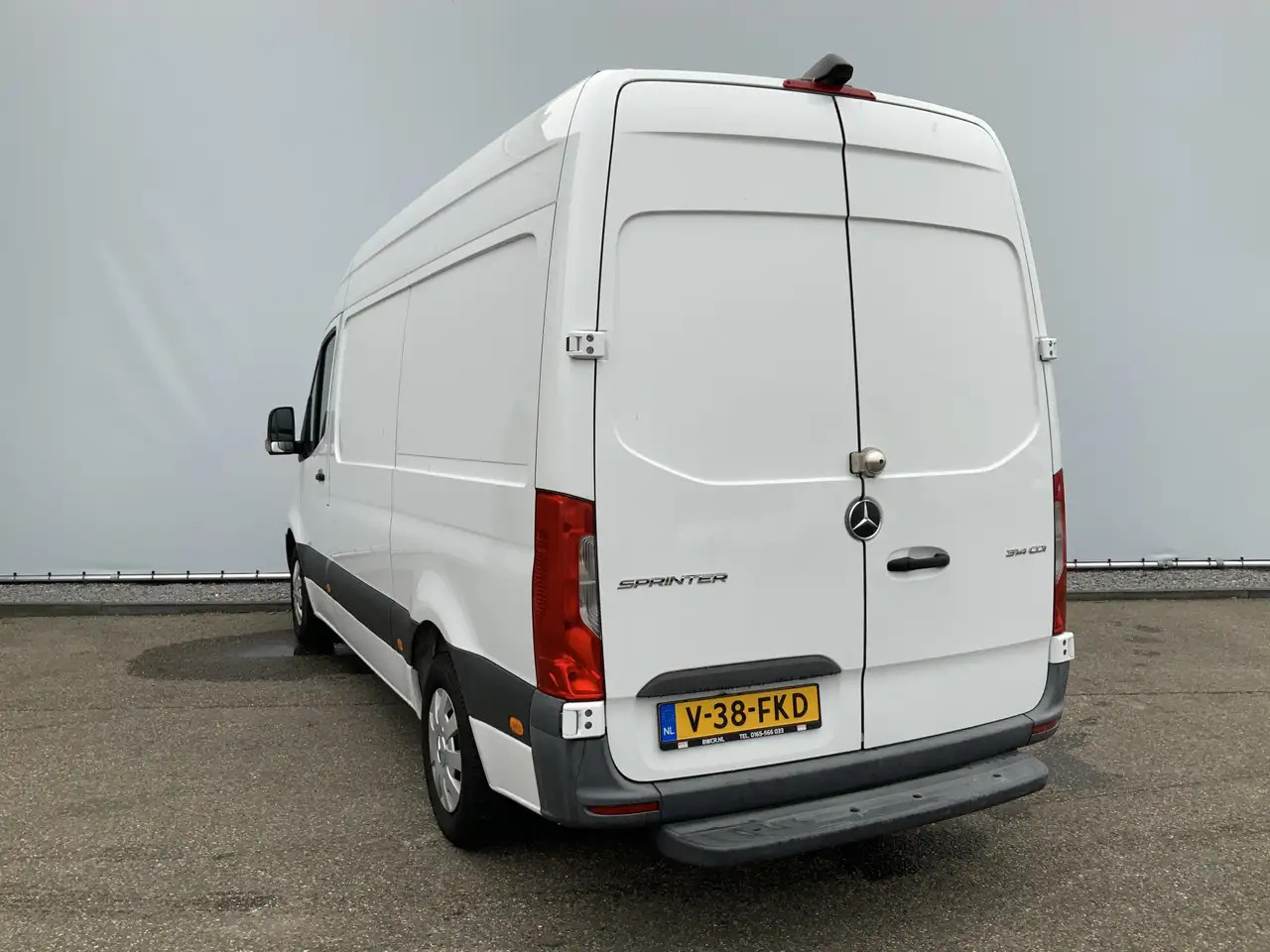 Mercedes-Benz Sprinter 314 2.2 CDI L2H1 EURO VI-D Airco Camera 3 Zits Ext - Цельнометаллический фургон: фото 3 Mercedes-Benz Sprinter 314 2.2 CDI L2H1 EURO VI-D Airco Camera 3 Zits Ext - Цельнометаллический фургон: фото 3