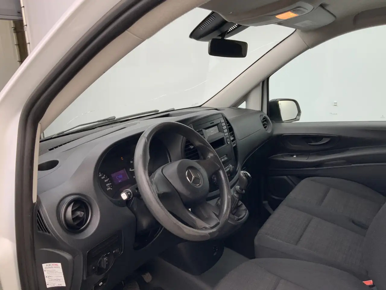 Mercedes-Benz Vito 111 CDI Functional Airco 3 Zits Side Bar Trekhaak - Цельнометаллический фургон: фото 5 Mercedes-Benz Vito 111 CDI Functional Airco 3 Zits Side Bar Trekhaak - Цельнометаллический фургон: фото 5