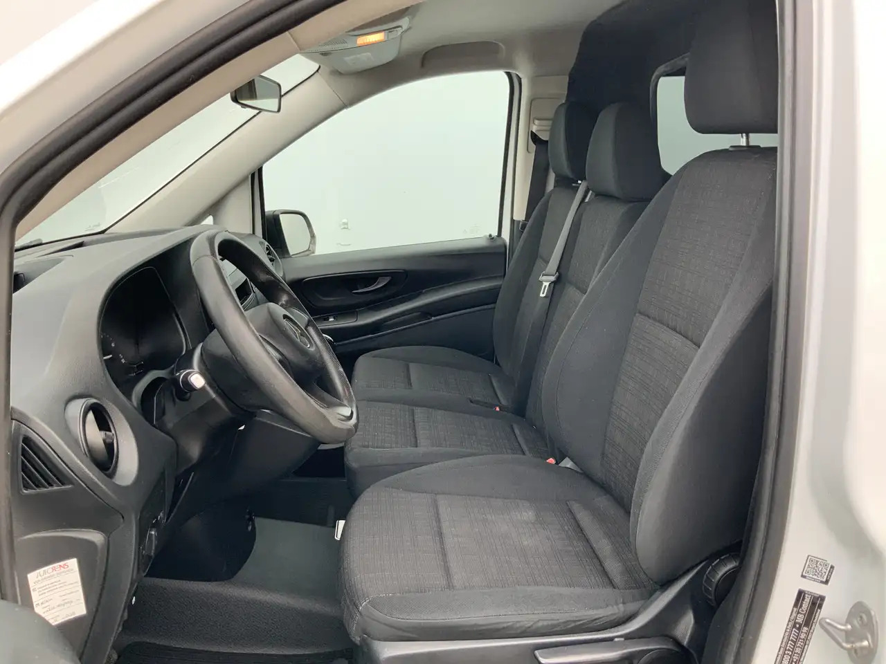 Mercedes-Benz Vito 111 CDI Functional Airco 3 Zits Side Bar Trekhaak - Цельнометаллический фургон: фото 4 Mercedes-Benz Vito 111 CDI Functional Airco 3 Zits Side Bar Trekhaak - Цельнометаллический фургон: фото 4