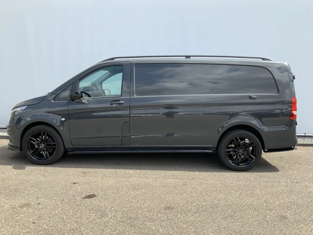 Mercedes-Benz Vito 116 CDI Extra Lang 4X4 Automaat Groot Scherm Cruis - Цельнометаллический фургон: фото 4 Mercedes-Benz Vito 116 CDI Extra Lang 4X4 Automaat Groot Scherm Cruis - Цельнометаллический фургон: фото 4