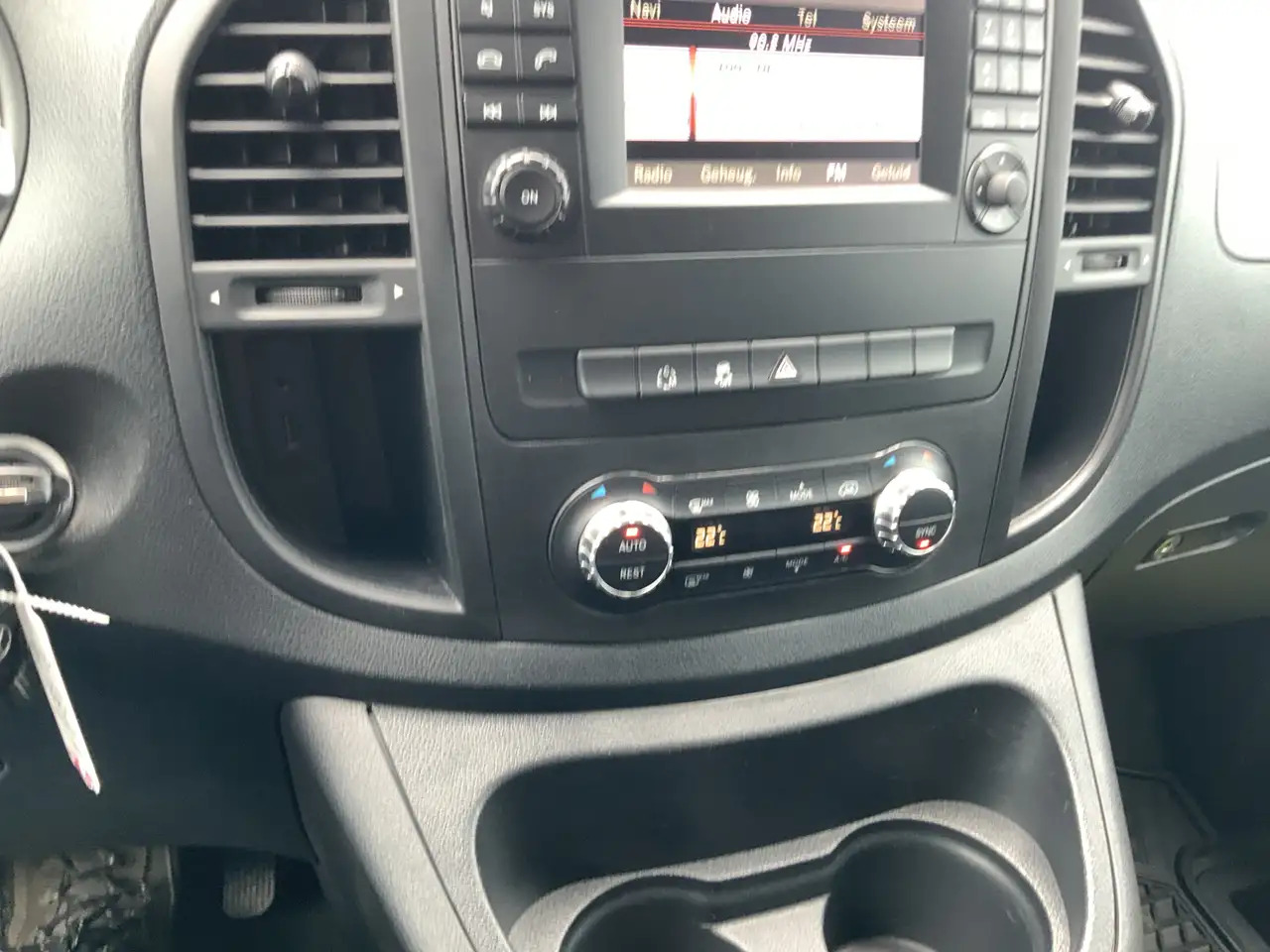 Mercedes-Benz Vito 116 CDI Lang Automaat Airco Cruise Camera Trekhaak - Цельнометаллический фургон: фото 5 Mercedes-Benz Vito 116 CDI Lang Automaat Airco Cruise Camera Trekhaak - Цельнометаллический фургон: фото 5