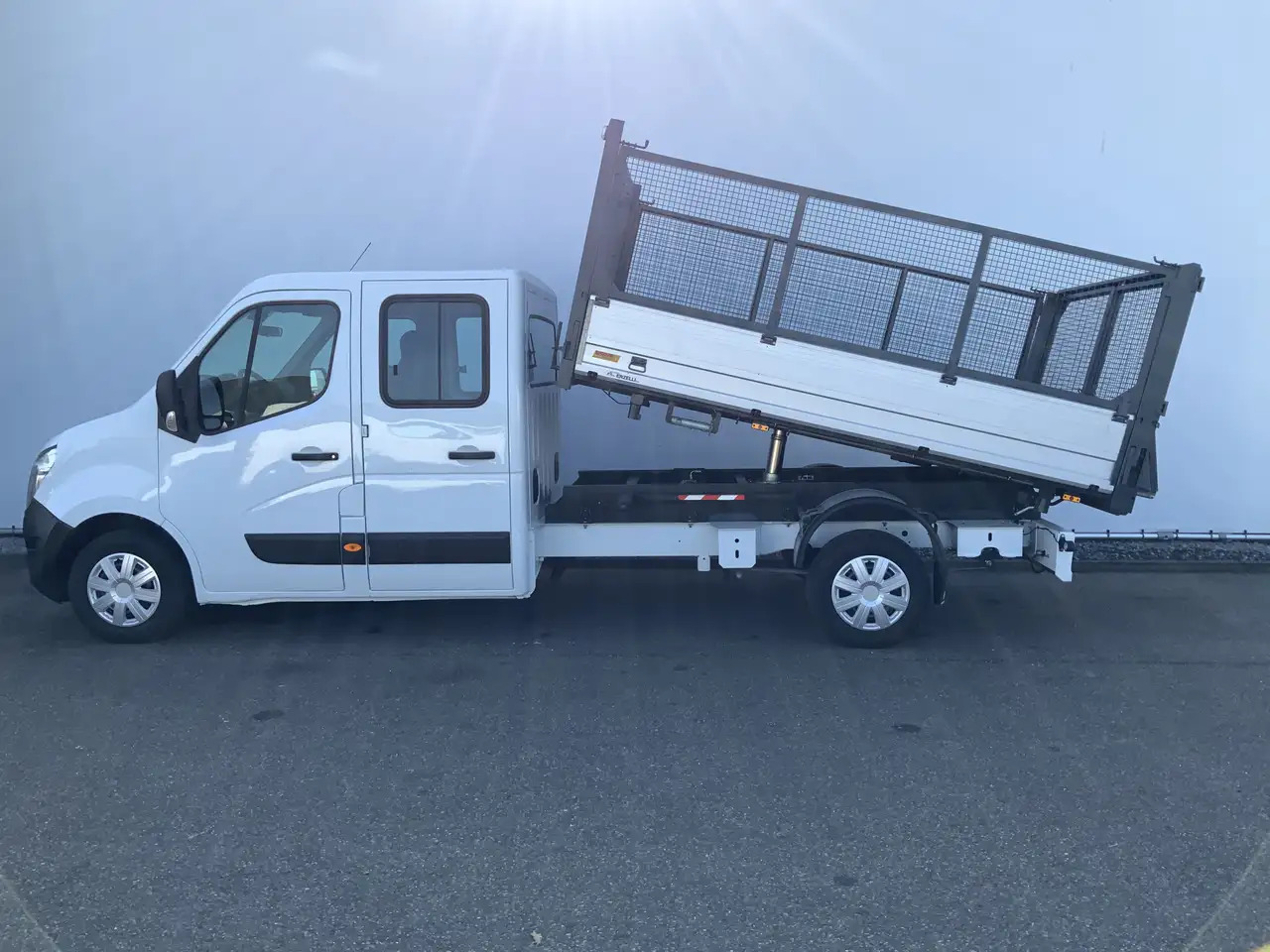 Nissan NV400 2.3 dCi L3H1 Dub Cab 3 Zijde Kipper Airco Bakmaat - Малотоннажный самосвал, Грузопассажирский фургон: фото 3 Nissan NV400 2.3 dCi L3H1 Dub Cab 3 Zijde Kipper Airco Bakmaat - Малотоннажный самосвал, Грузопассажирский фургон: фото 3