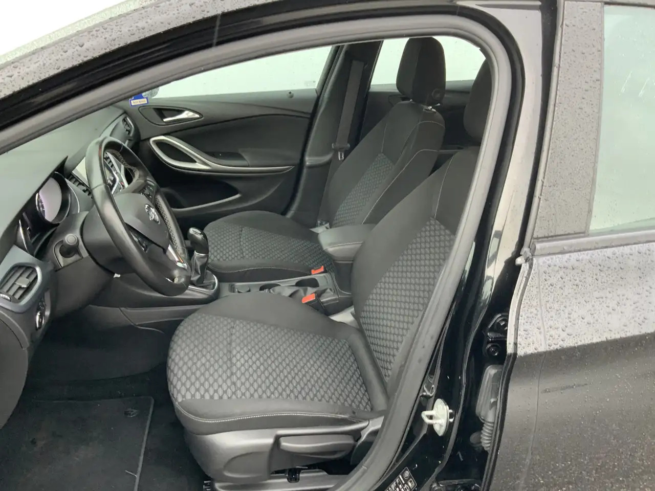 Opel Astra 1.6 BiTurbo Business Executive Airco Cruise Navi A - Хэтчбек: фото 4 Opel Astra 1.6 BiTurbo Business Executive Airco Cruise Navi A - Хэтчбек: фото 4