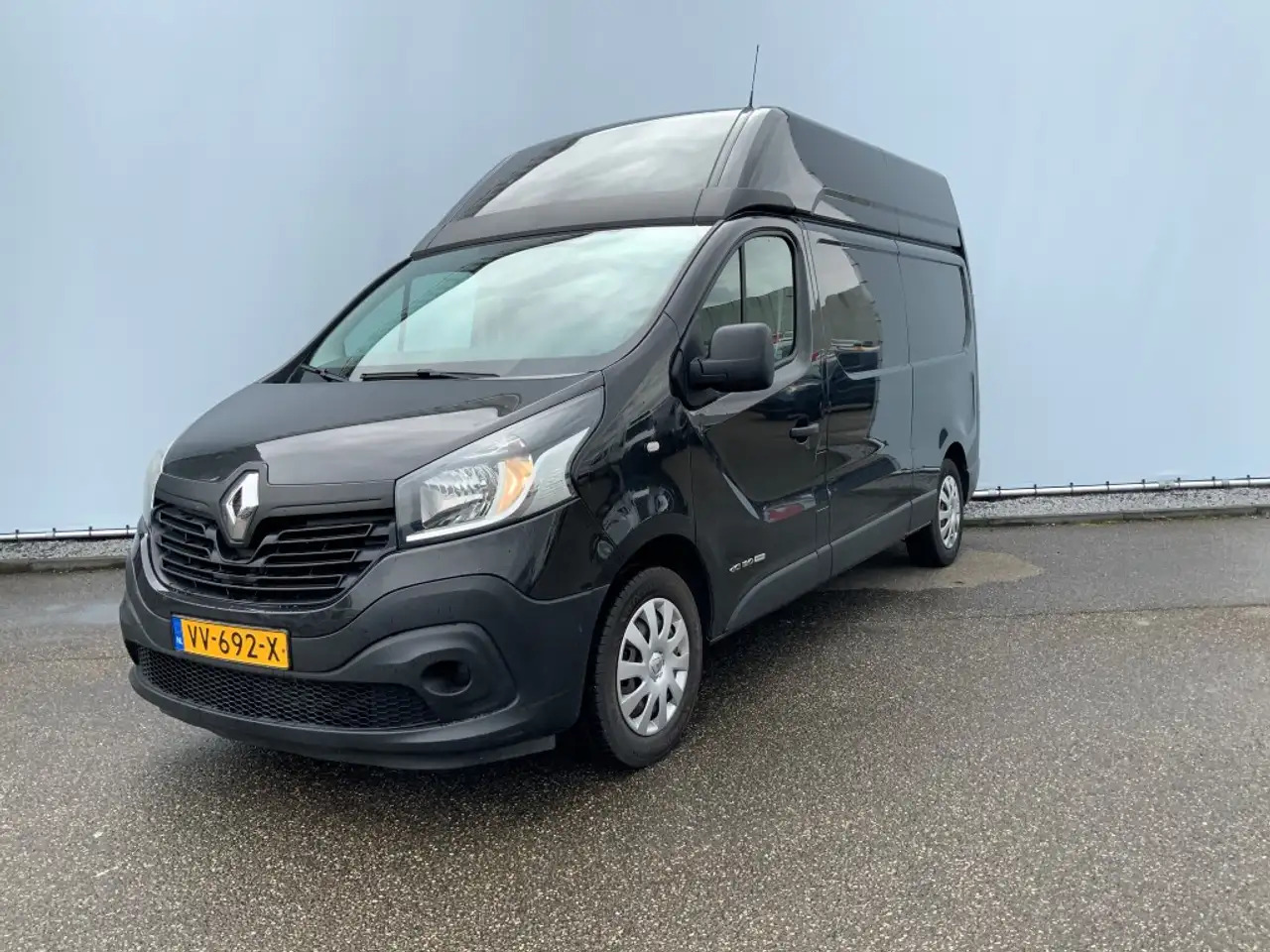 Renault Trafic 1.6 dCi T29 L2H2 Comfort Energy Airco Cruise 3 Zit - Цельнометаллический фургон: фото 1 Renault Trafic 1.6 dCi T29 L2H2 Comfort Energy Airco Cruise 3 Zit - Цельнометаллический фургон: фото 1