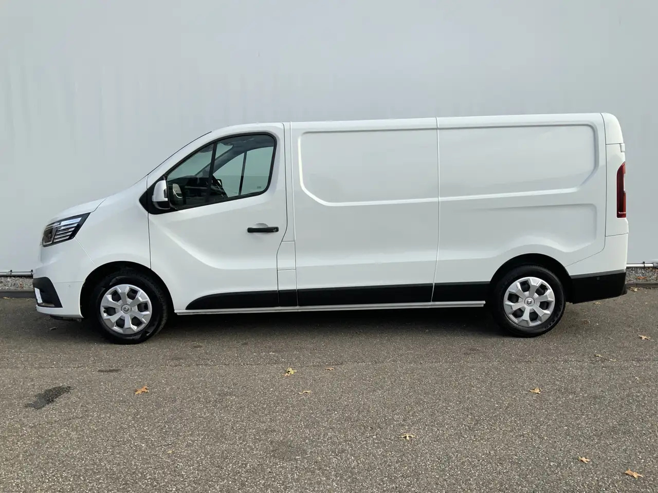 Renault Trafic 2.0 dCi 130 T30 L2H1 Work Edition Airco Cruise Nav - Цельнометаллический фургон: фото 3 Renault Trafic 2.0 dCi 130 T30 L2H1 Work Edition Airco Cruise Nav - Цельнометаллический фургон: фото 3