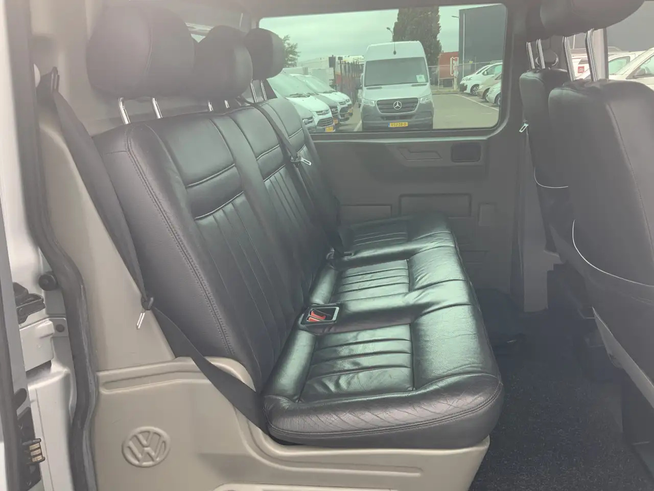 Volkswagen T5 Transporter 2.5 TDI 340 Automaat Trendline Dub Cab 5 Zits Leer в лизинг Volkswagen T5 Transporter 2.5 TDI 340 Automaat Trendline Dub Cab 5 Zits Leer: фото 6