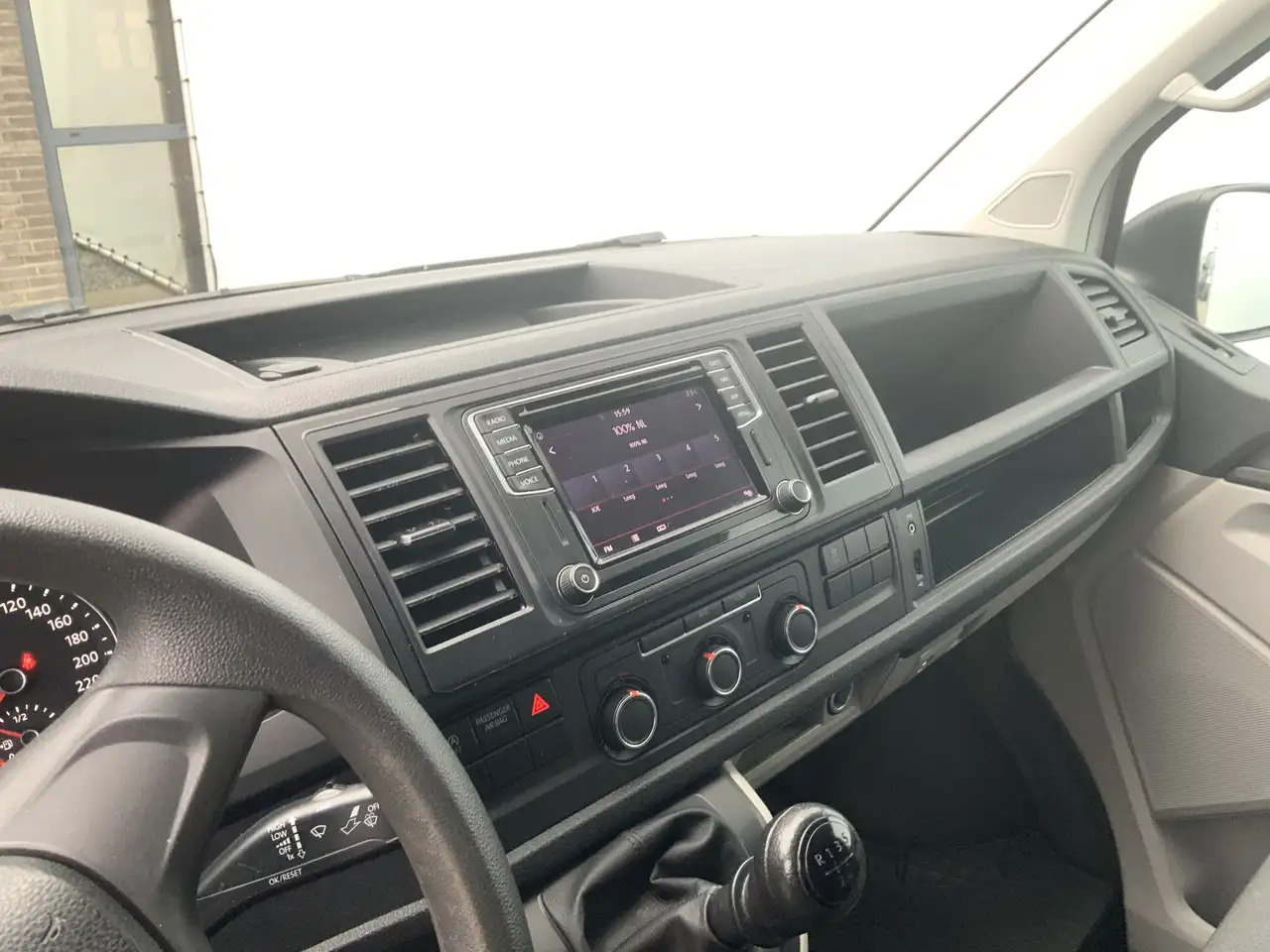 Цельнометаллический фургон Volkswagen T6 Transporter 2.0 TDI L2H1 Airco Navi Trekhaak 2200 kg 3 Zits Al: фото 9