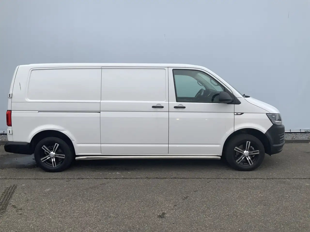 Цельнометаллический фургон Volkswagen T6 Transporter 2.0 TDI L2H1 Airco Navi Trekhaak 2200 kg 3 Zits Al: фото 18