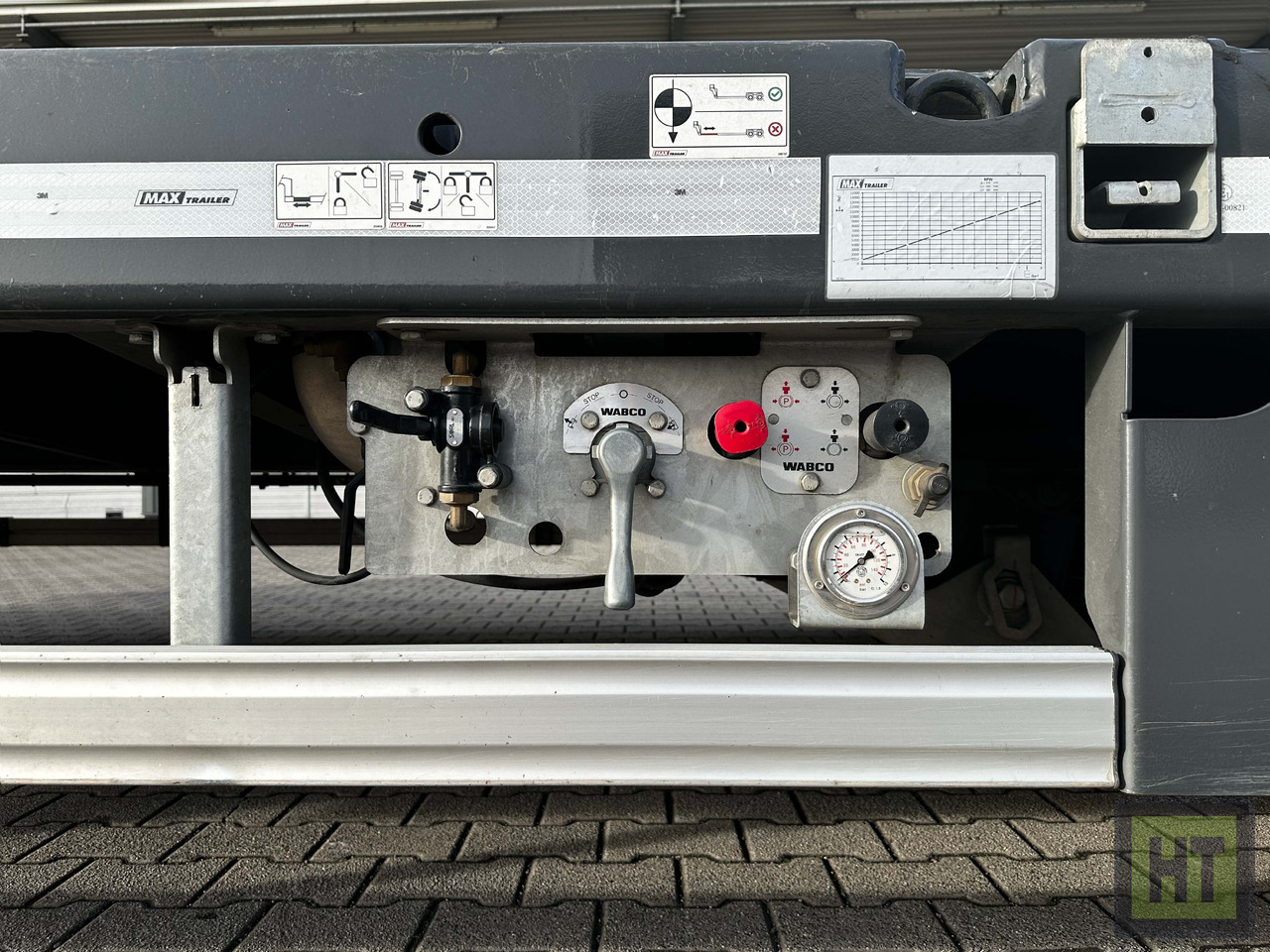 Faymonville MAX Trailer 4-Achs-Mega-Tele-Semi mit Rampen - Низкорамный полуприцеп: фото 5 Faymonville MAX Trailer 4-Achs-Mega-Tele-Semi mit Rampen - Низкорамный полуприцеп: фото 5