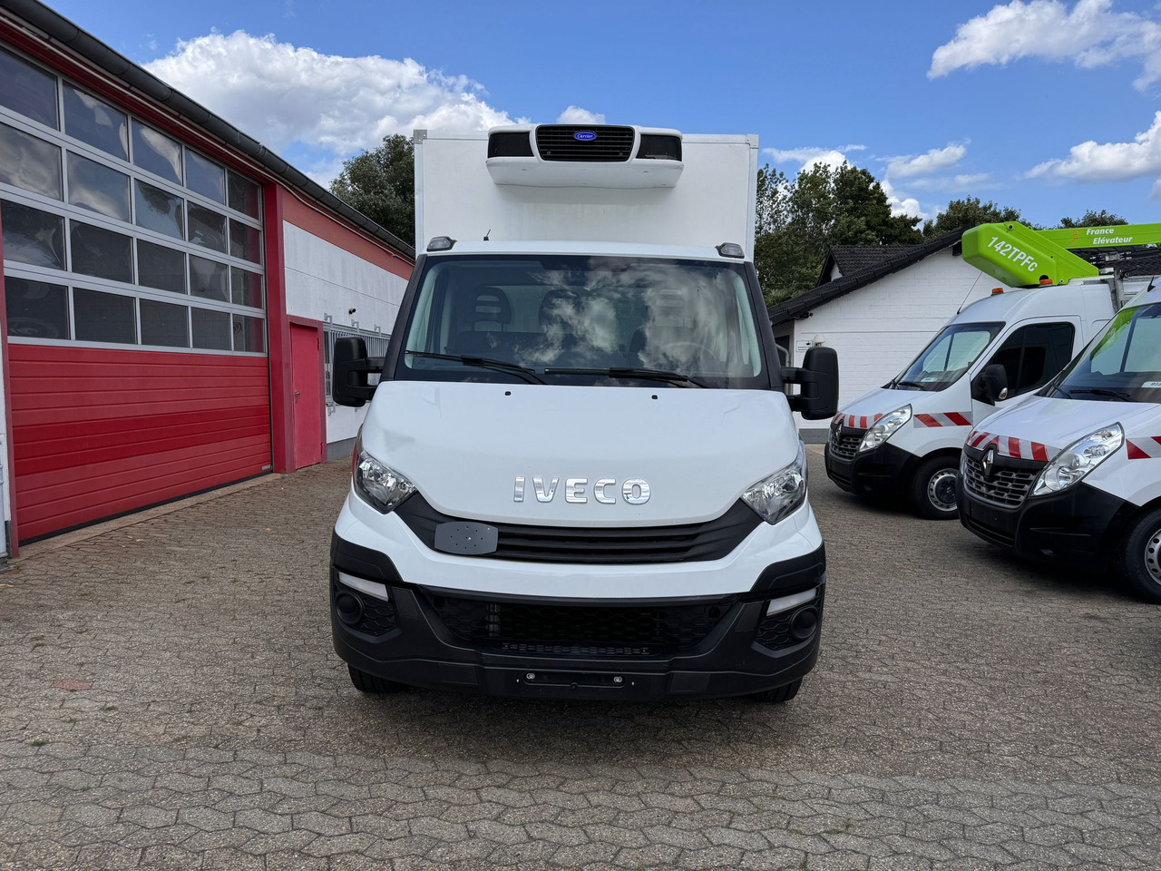 IVECO Daily 35S14 Tiefkühlkoffer Carrier Pulsor 350 LBW EURO 6 - Малотоннажный рефрижератор: фото 2 IVECO Daily 35S14 Tiefkühlkoffer Carrier Pulsor 350 LBW EURO 6 - Малотоннажный рефрижератор: фото 2