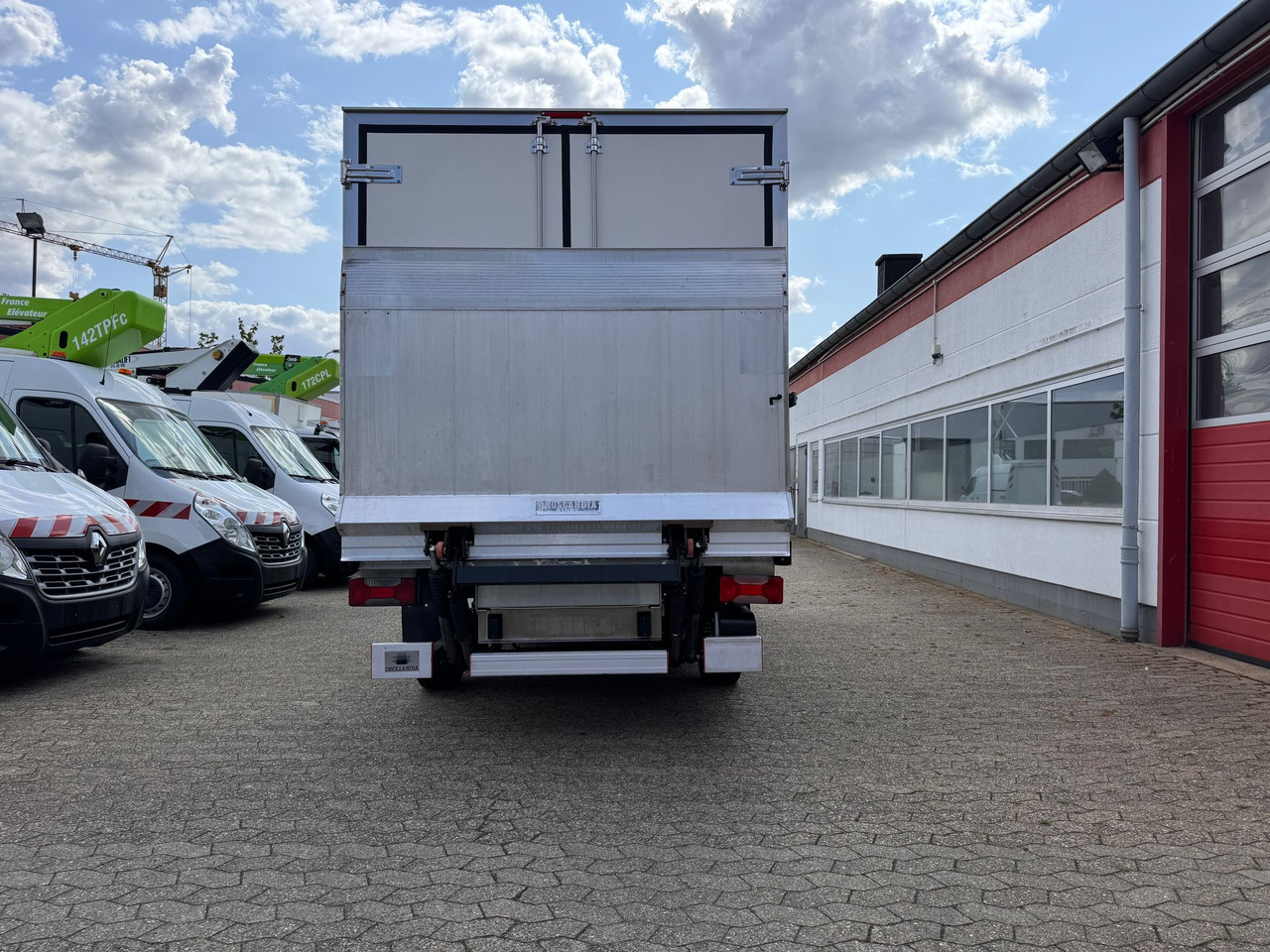 IVECO Daily 35S14 Tiefkühlkoffer Carrier Pulsor 350 LBW EURO 6 - Малотоннажный рефрижератор: фото 5 IVECO Daily 35S14 Tiefkühlkoffer Carrier Pulsor 350 LBW EURO 6 - Малотоннажный рефрижератор: фото 5
