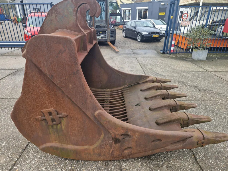 Boforce hardox puinbak CW55 smal in topconditie! - Ковш для Строительной техники: фото 3 Boforce hardox puinbak CW55 smal in topconditie! - Ковш для Строительной техники: фото 3