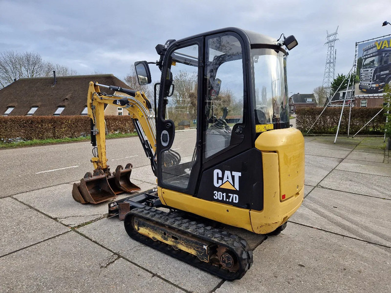 Caterpillar 301.7D with low hours! - Мини-экскаватор: фото 3 Caterpillar 301.7D with low hours! - Мини-экскаватор: фото 3