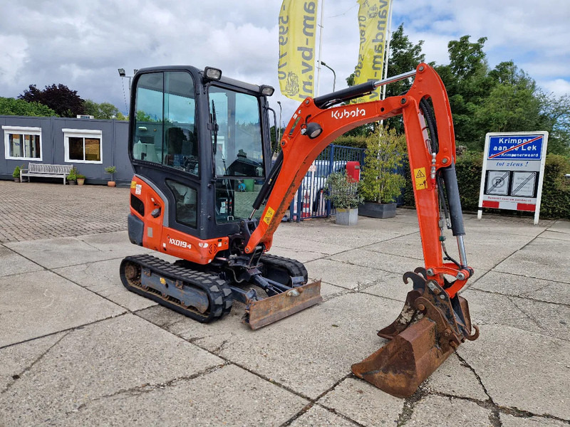 Kubota KX019-4 CW05 met 2 bakken - Мини-экскаватор: фото 2 Kubota KX019-4 CW05 met 2 bakken - Мини-экскаватор: фото 2