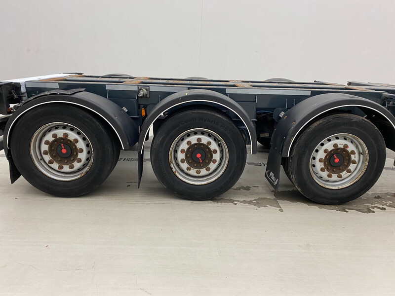 Fliegl Polyvalent skelet 2 x 20-30-40-45 ft - Полуприцеп-контейнеровоз/ Сменный кузов: фото 3 Fliegl Polyvalent skelet 2 x 20-30-40-45 ft - Полуприцеп-контейнеровоз/ Сменный кузов: фото 3