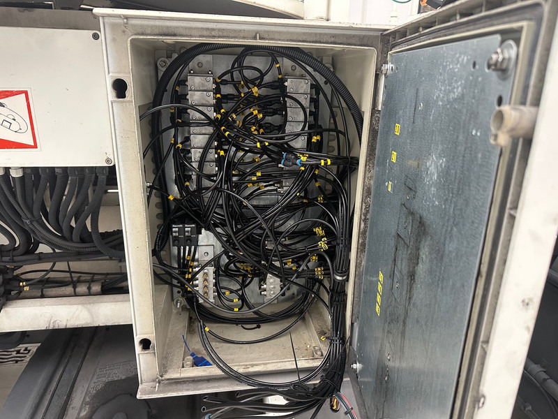 MAN 8.140 - Грузовик-шасси: фото 5 MAN 8.140 - Грузовик-шасси: фото 5