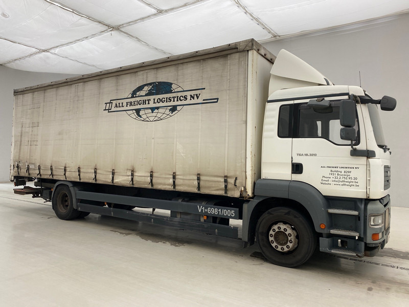 MAN TGA 18.320 - Тентованный грузовик: фото 3 MAN TGA 18.320 - Тентованный грузовик: фото 3