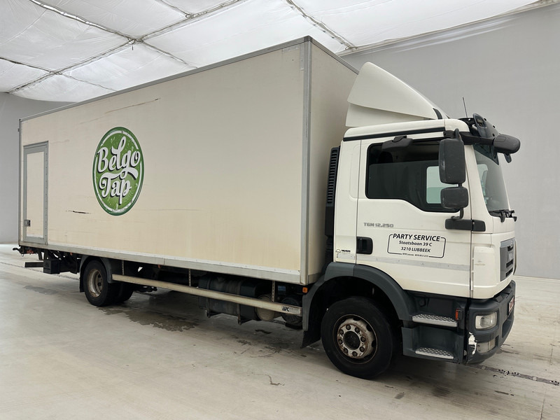 MAN TGM 12.250 - Грузовик с закрытым кузовом: фото 3 MAN TGM 12.250 - Грузовик с закрытым кузовом: фото 3