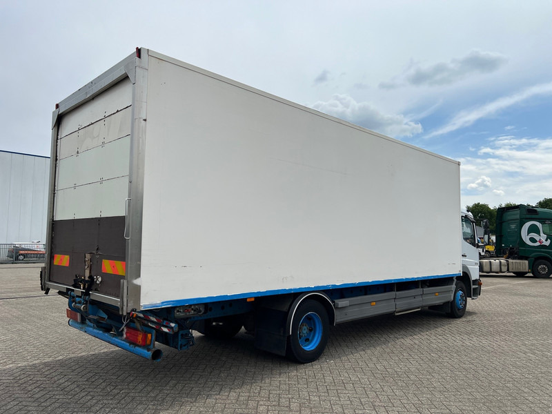 Mercedes-Benz Atego 1218 - Грузовик с закрытым кузовом: фото 4 Mercedes-Benz Atego 1218 - Грузовик с закрытым кузовом: фото 4